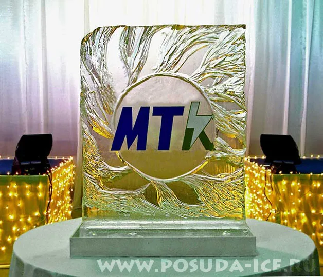 Оформление торжеств ледовыми скульптурами.